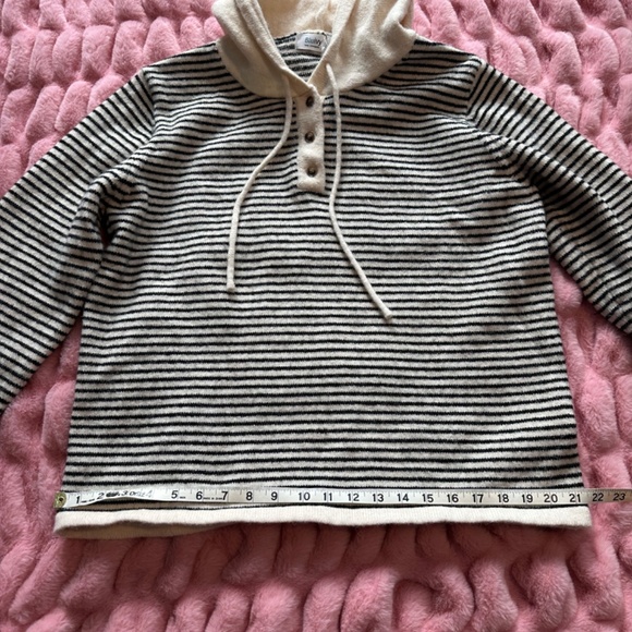 Blueivy Until The End Knit Henley Hoodie NWT Medium - Picture 7 of 8